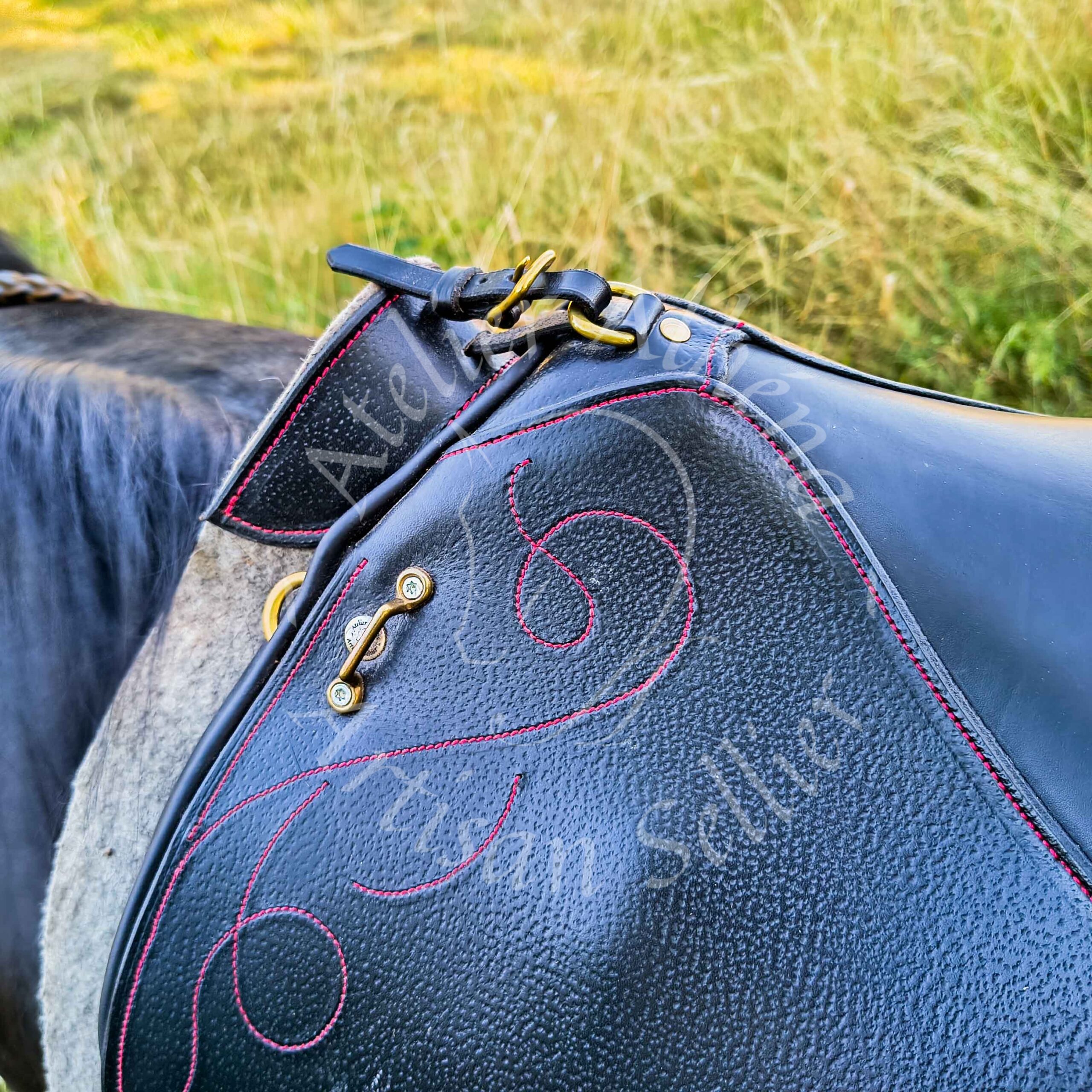 selle BRUYERE minimaliste - MAÏKA